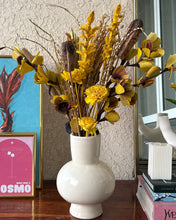 Load image into Gallery viewer, Gourd vase with yellow dried set