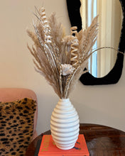 Load image into Gallery viewer, Asolo dried flower set with vase