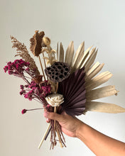 Load image into Gallery viewer, Genoa dried flower