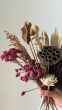 Load image into Gallery viewer, Genoa dried flower