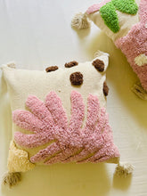 Load image into Gallery viewer, Pink leaves Cushion Cover