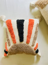 Load image into Gallery viewer, Sun rays Cushion Cover