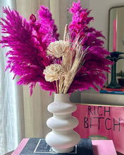 Load image into Gallery viewer, Blush Dried flower