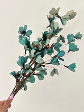 Load image into Gallery viewer, Green Bella flower