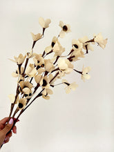 Load image into Gallery viewer, Beige Bella flower