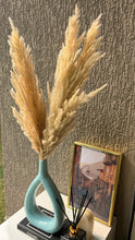Load image into Gallery viewer, Hollow Vase with Pampas set
