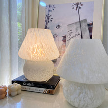 Load image into Gallery viewer, Mushroom Glass Lamp
