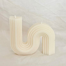 Load image into Gallery viewer, S-Shaped Candle