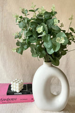 Load image into Gallery viewer, White Amber Vase