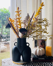 Load image into Gallery viewer, Tuscan Dried set with vase