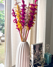 Load image into Gallery viewer, Twiggy stems