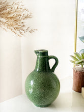 Load image into Gallery viewer, Cruet Vase