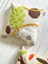 Load image into Gallery viewer, Leafy Tufted Cushion Cover