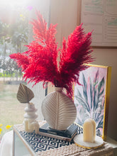 Load image into Gallery viewer, Leaf Vase with Red Pampas Set