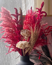 Load image into Gallery viewer, Scarlet Dried flower