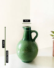 Load image into Gallery viewer, Cruet Vase