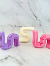 Load image into Gallery viewer, S-Shaped Candle