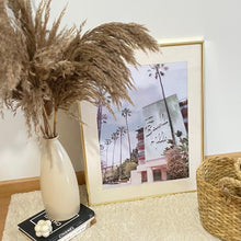 Load image into Gallery viewer, Bottle vase with pampas set