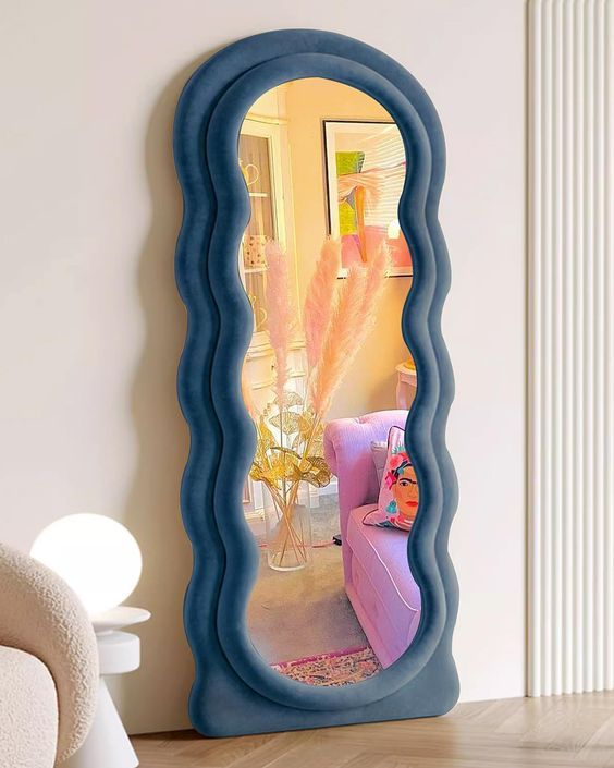 Rella curvy Mirror