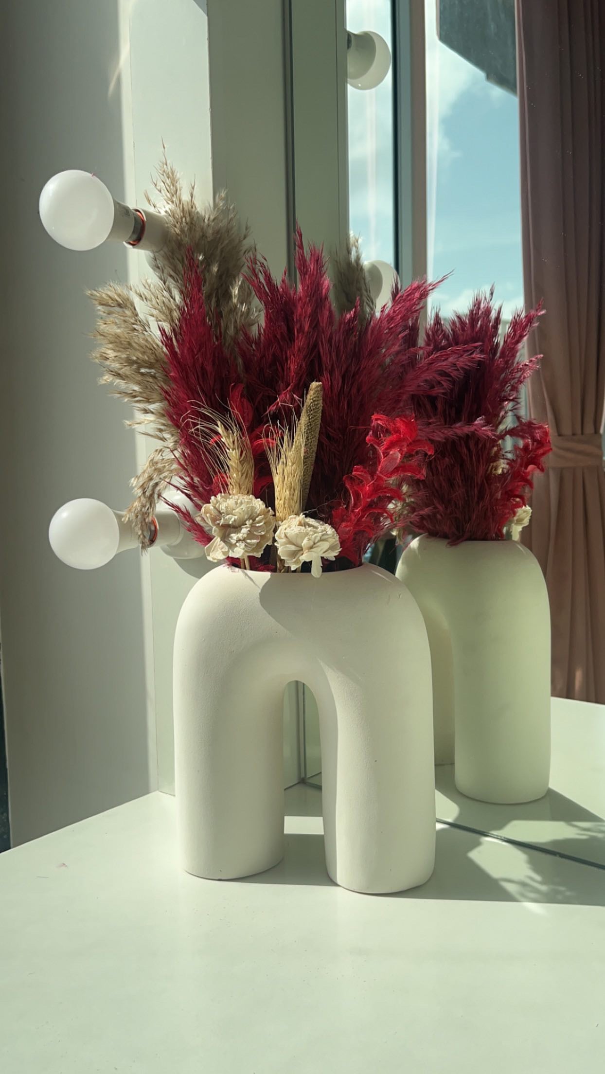 Red flora vase set