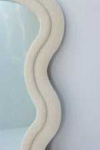 Load image into Gallery viewer, Rella curvy Mirror
