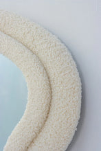 Load image into Gallery viewer, Rella curvy Mirror
