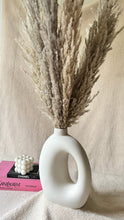Load image into Gallery viewer, White Amber Vase

