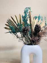 Load image into Gallery viewer, Countryside dried flower set with vase
