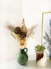 Load image into Gallery viewer, Cruet Dried flower without vase
