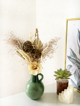 Load image into Gallery viewer, Cruet Vase with Dried flower set
