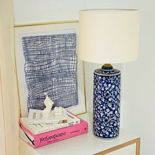Load image into Gallery viewer, Saga Blue Table Lamp
