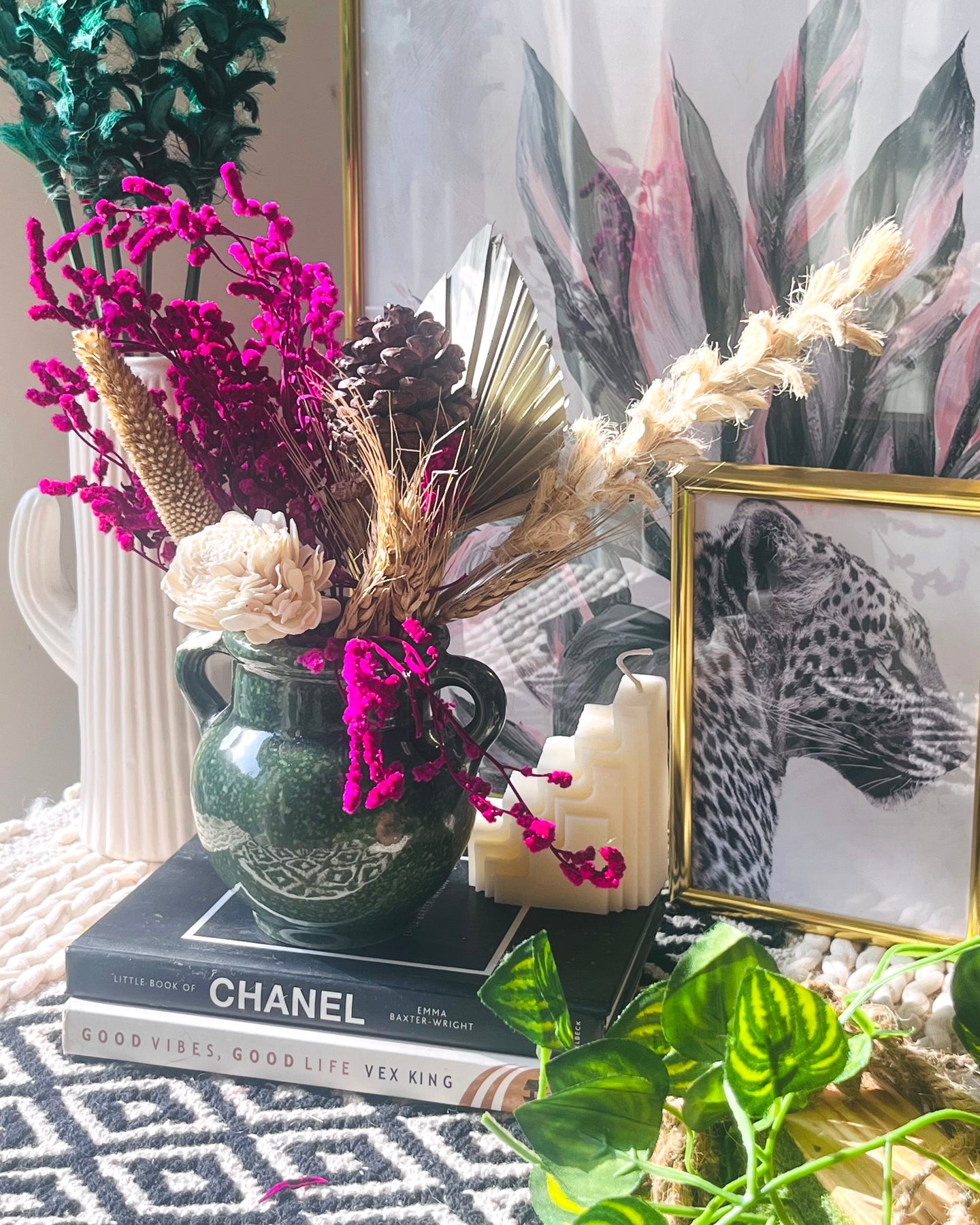 Dried flower set with Mini Vintage vase