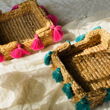 Load image into Gallery viewer, Boho Tassel Basket
