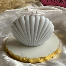 Load image into Gallery viewer, SHELL SOY CANDLE

