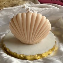 Load image into Gallery viewer, SHELL SOY CANDLE
